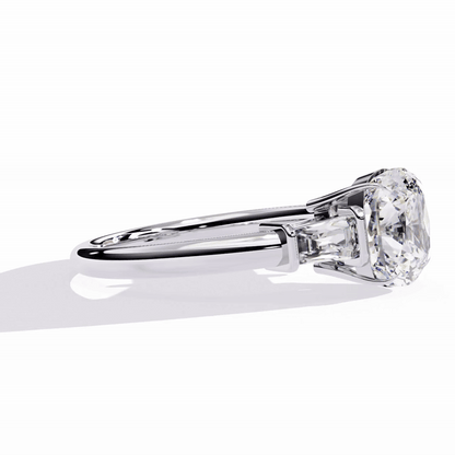 ROYALE | The Empress Three-Stone